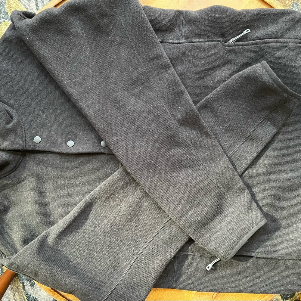 Patagonia Lightweight Pull Over - image 4